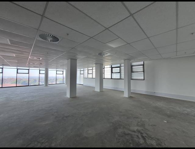 1,141M² OFFICE TO LET IN ILLOVO